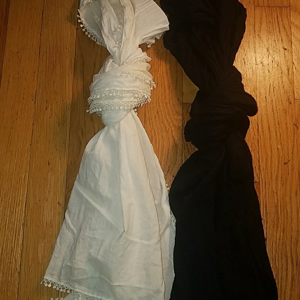 SOLD Scarves bundle